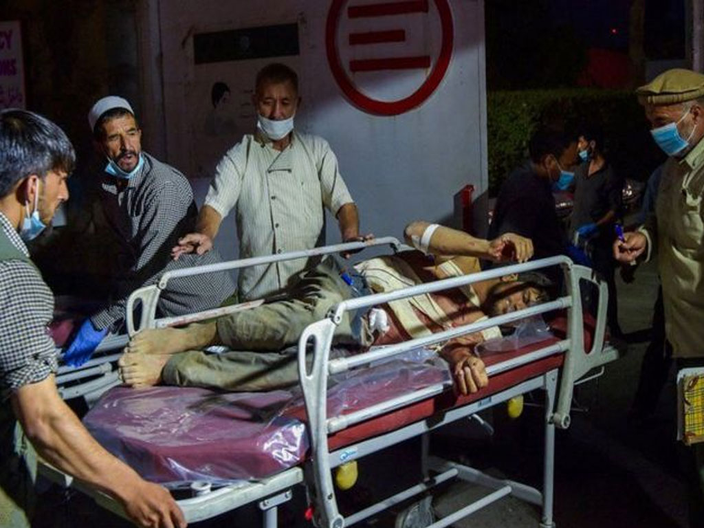 काबुल विमानस्थलबाहिर विस्फोट हुँदा ६० भन्दा बढीको मृत्यु