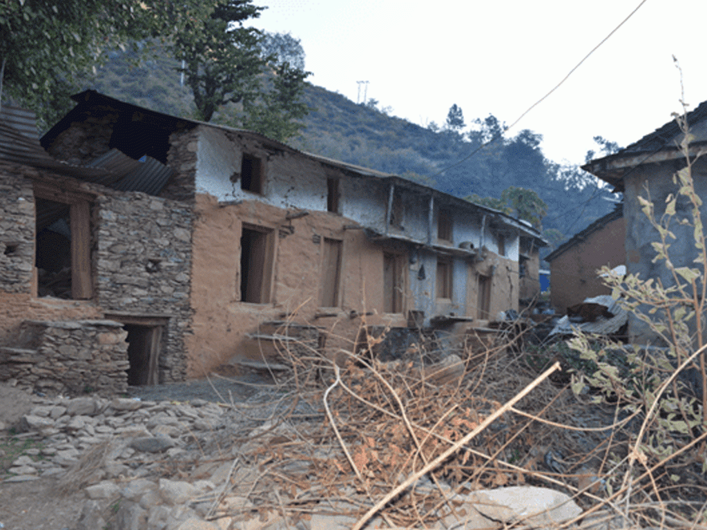 बाढी र भूकम्पले उठीवास बझाङको परिङाल