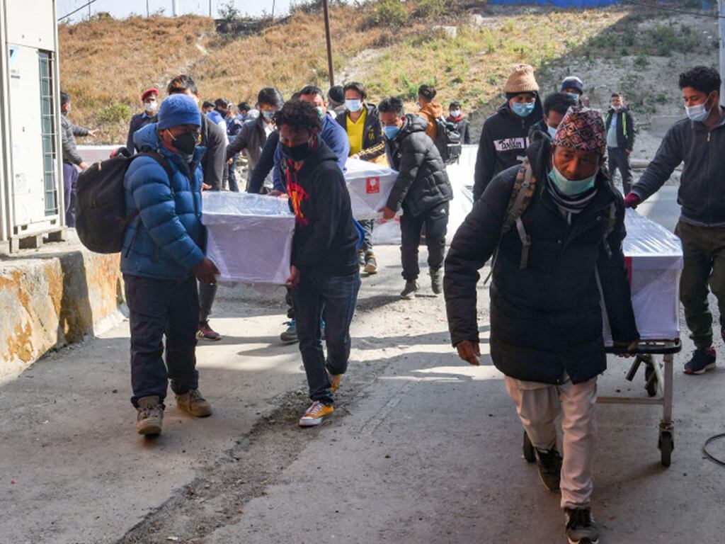 मलेसियाबाट १९ नेपालीको शव काठमाडौँ ल्याइयो