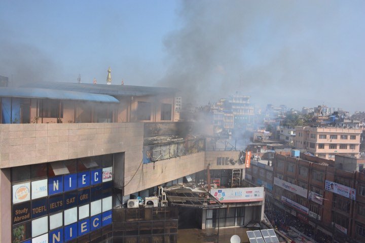 पुतली सडकको सेयर मार्केट कम्प्लेक्समा अागलागी