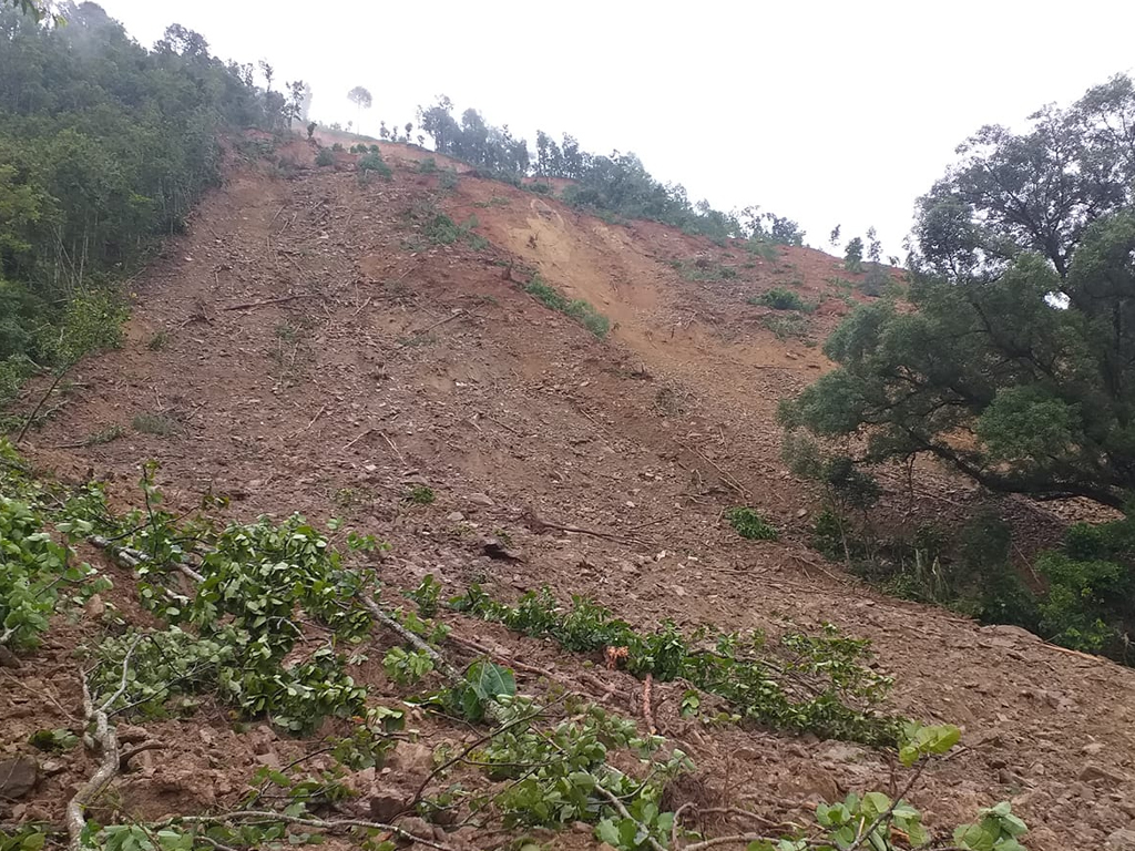 मकवानपुरमा पहिराले घर बगाउँदा एक जनाको मृत्यु, ६ जना बेपत्ता